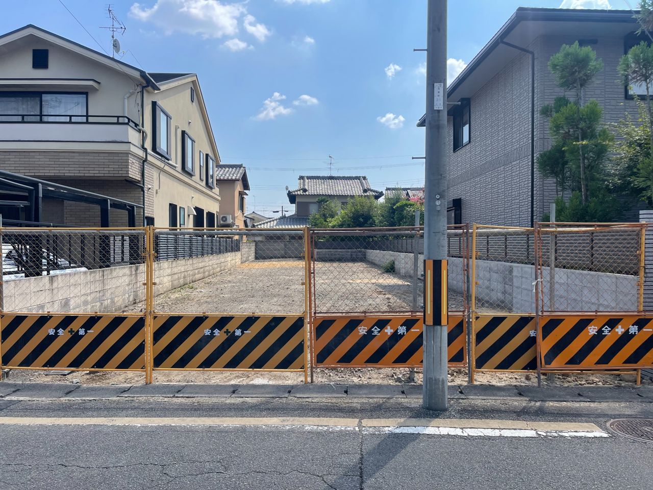 アスファルト駐車場解体完了写真